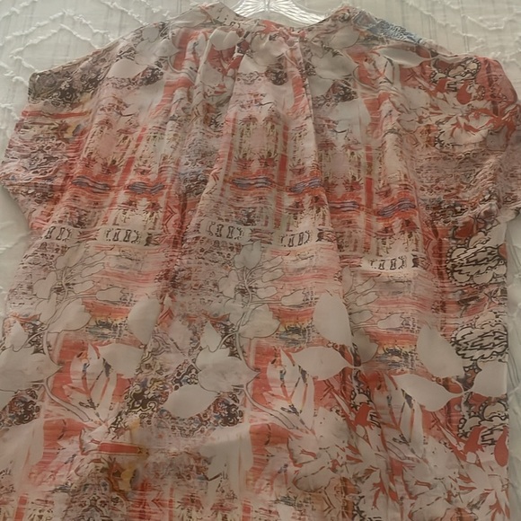 Karen Seo shirt size L - Picture 9 of 9